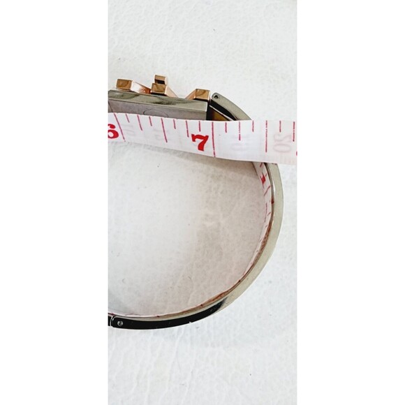 MICHAEL KORS SILVER,LOGO ROSE GOLD 2 TONE TURN LOCK,OVAL CUFF BANGLE MKJ6839 7" - Picture 5 of 5